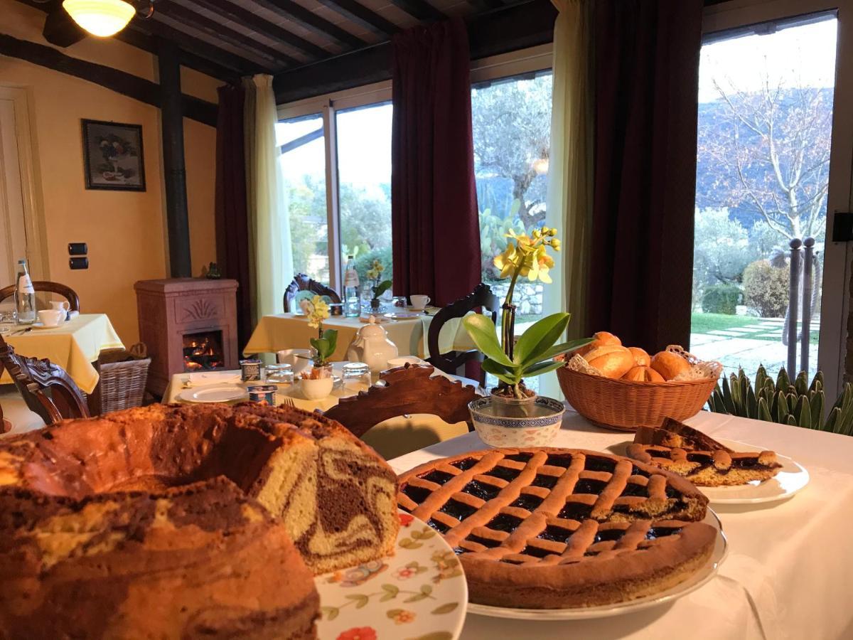 Agriturismo Collerisana سبوليتو المظهر الخارجي الصورة